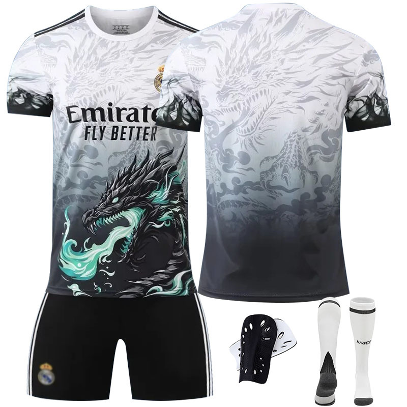 양말과 보호 장비를 갖춘 라이트 보드