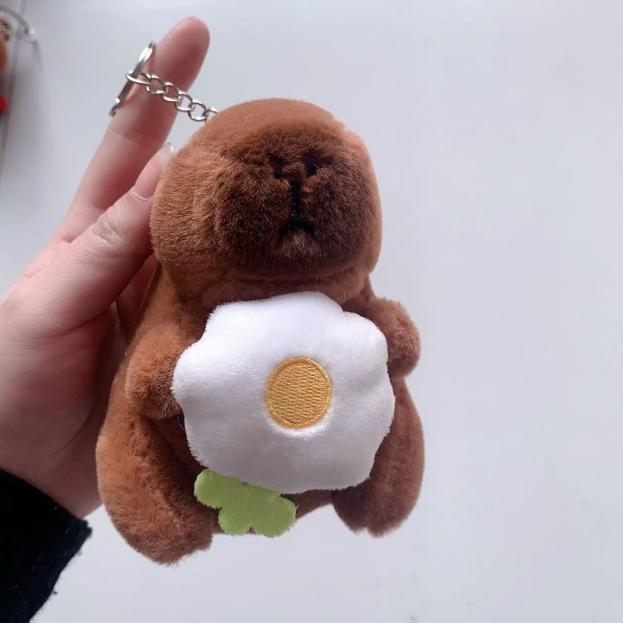 仏陀系の萌えはかわいいカピバラの君をかわいがります。