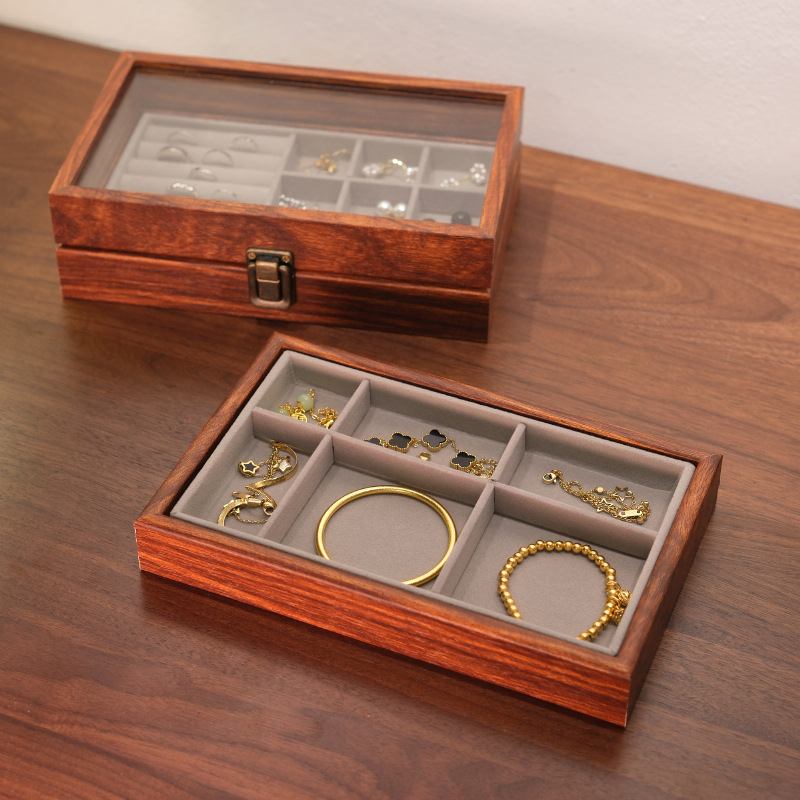 Joyero de almacenamiento de madera de alta calidad Pendientes decorativos de varios estilos Collar Joyería Pantalla Caja de joyería Caja de anillo
