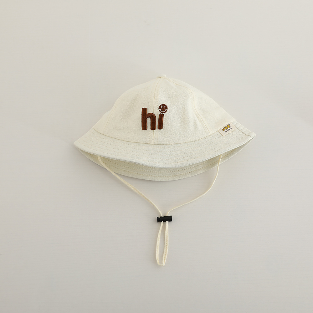 Sombrero para bebés coreano estilo simple letras bordadas sombrero de pescador primavera y verano delgado bebé fuera sombrero solar