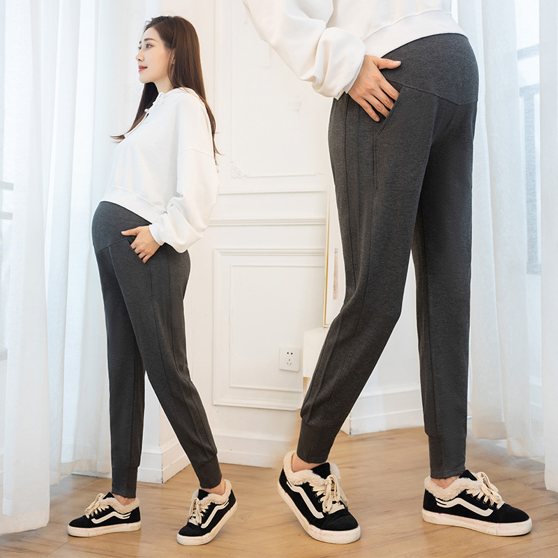 孕妇裤子春秋季外穿长裤加绒加厚宽松版休闲运动孕妇裤大码260斤