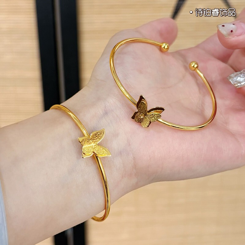 New Minimalist Frosted Butterfly Open Bracelet for Women, Ins-Style Niche Light Luxury High-End Jewelry, Personalized Accessory New Minimalist Frosted Butterfly Open Bracelet for Women, Ins-Style Niche Light Luxury High-End Jewelry, Personalized Accessory