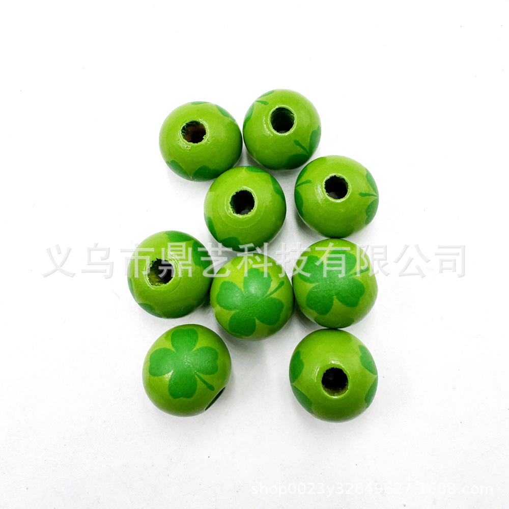 卸売りプリント木珠アイルランド日木珠クローバー四葉草形散珠diyビーズアクセサリー部品