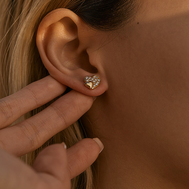 1 Pair Quantity 1 Pair Simple Style Geometric Inlay Copper Zircon 18K Gold Plated Ear Studs