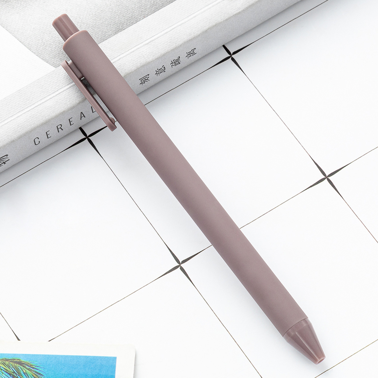 alto valor facial de color macarón bolígrafo de plástico de presión de papelería para estudiantes bolígrafo de imprimir logotipo bolígrafo de goma