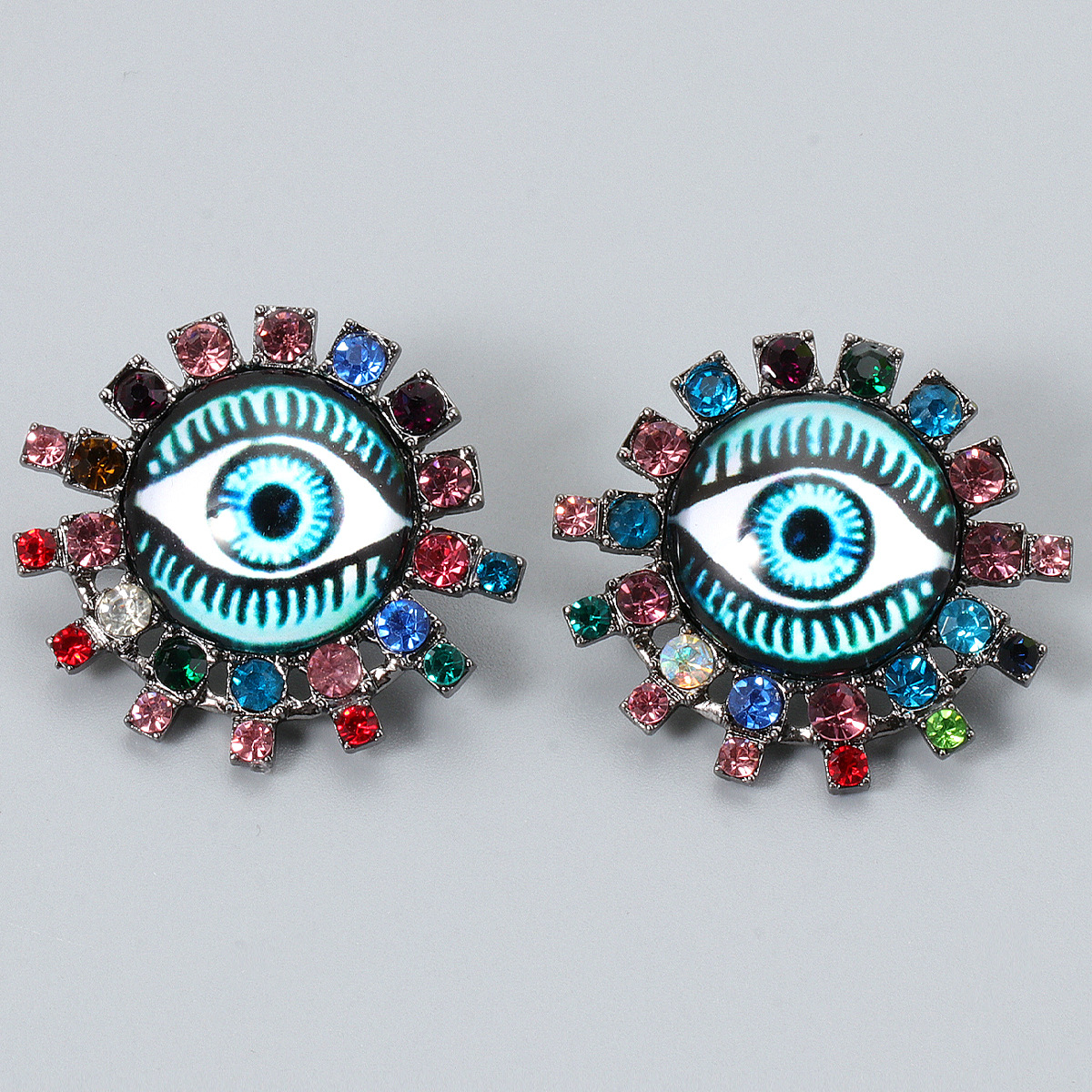 Retro Eye Shape Earrings display picture 2