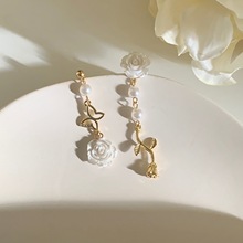 「月下玫瑰」复古耳环蝴蝶不对称耳坠白玫瑰蚊香盘耳夹女无耳洞