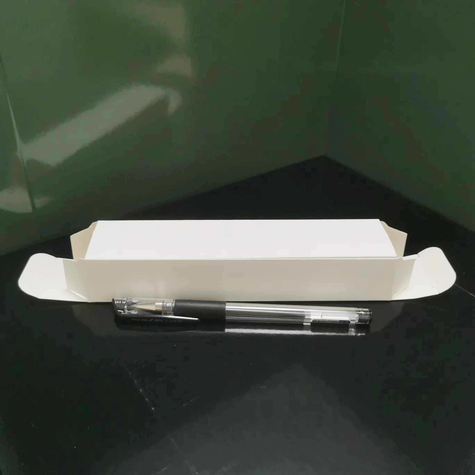 厂家供应现货通用小白盒数据线包装纸盒球泡灯灯具包装牙膏纸盒