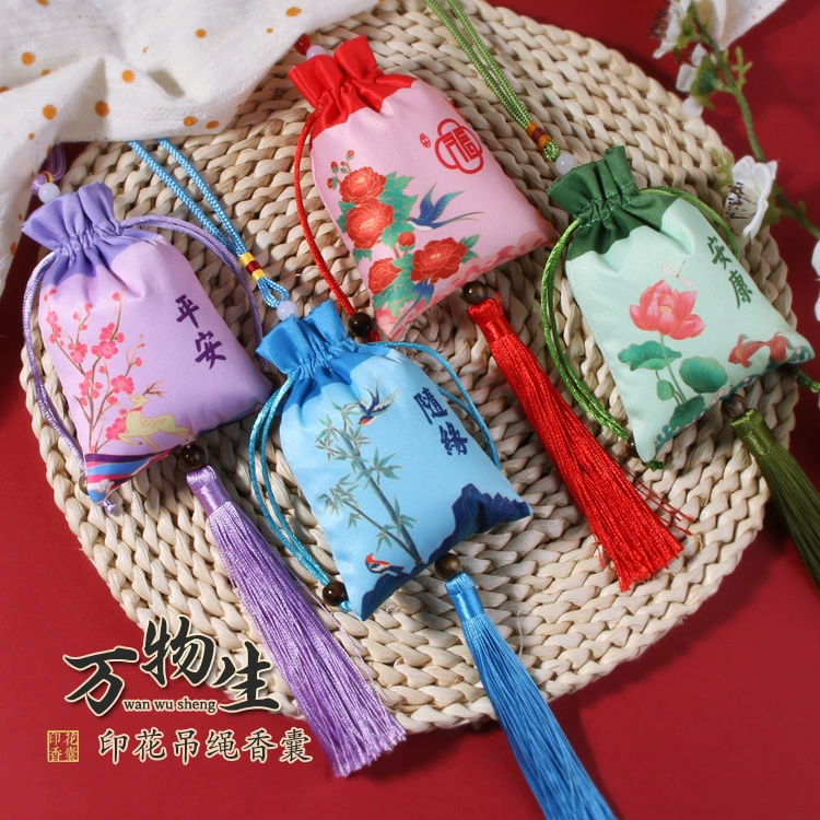 Оптовая продажа фабрики вышитая сумка благословения Японский Саше пустая сумка ручная кладь Маленькая подвеска-саше Японский ветер Королевское Саше