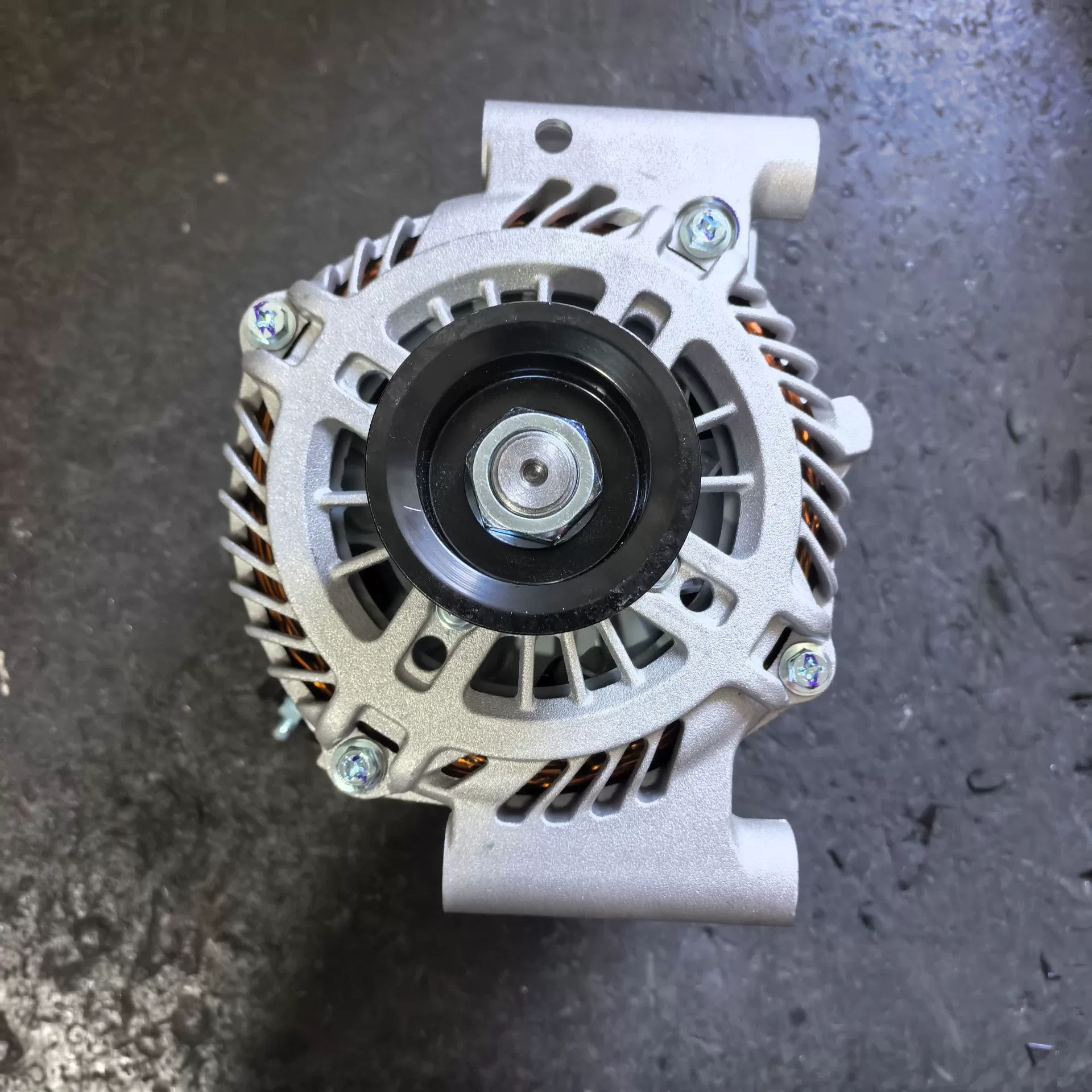 A003TJ0991 6E5T10300BD 14V150A 6PK FUSION3.0 2006-2009 3PI