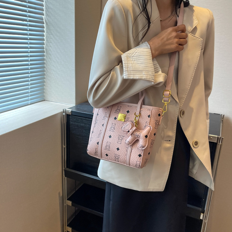 High-End Small Bag Women's Bag Korean Style New Fashion Versatile Shoulder Crossbody Bag Texture Handheld Printed Tote Bag