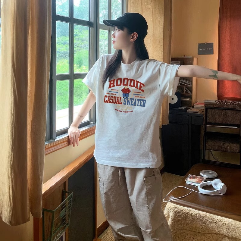 Pure Cotton Short-Sleeve T-Shirt for Women, 2026 New Summer Style, White and Gray, Loose Fit, Slimming, Half-Sleeve, Unique Design Top