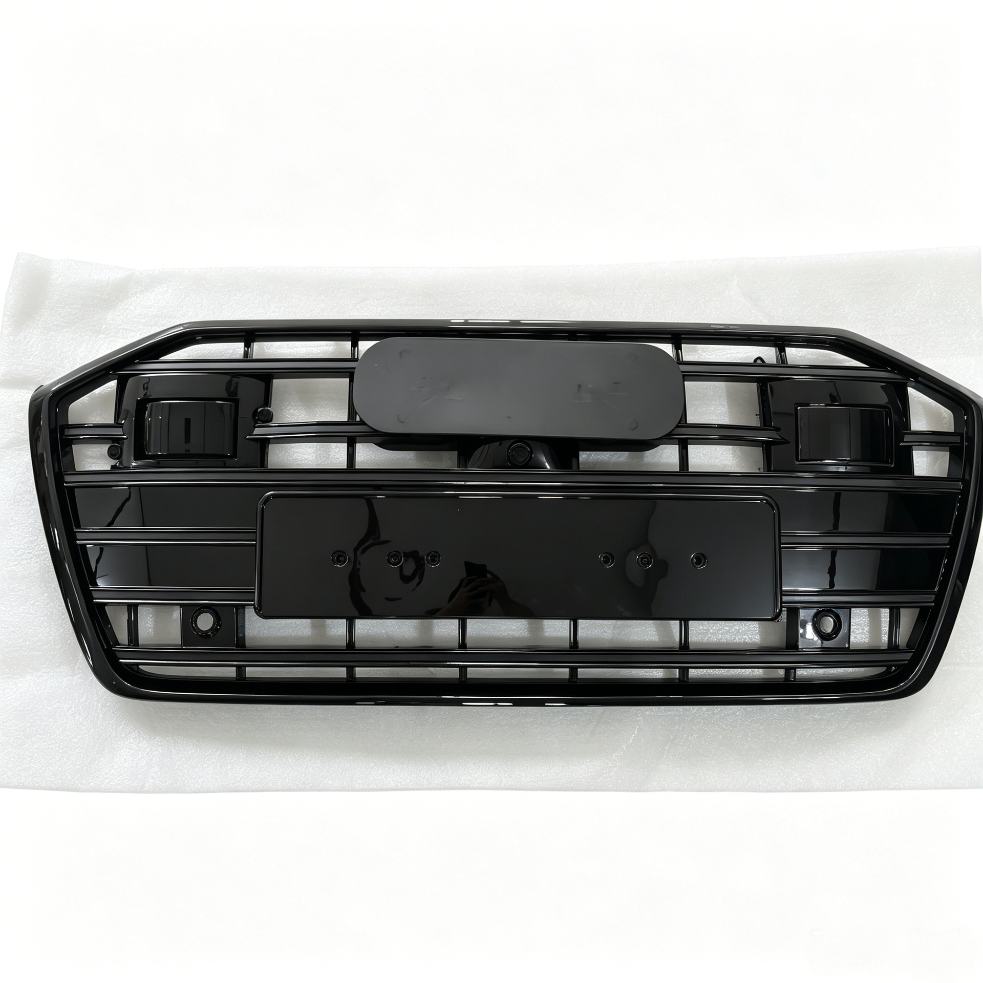 Applicable to 2019-2023 Audi A6 C8 modified S6 front bumper center grid ACC C8PA grille ventilation cover