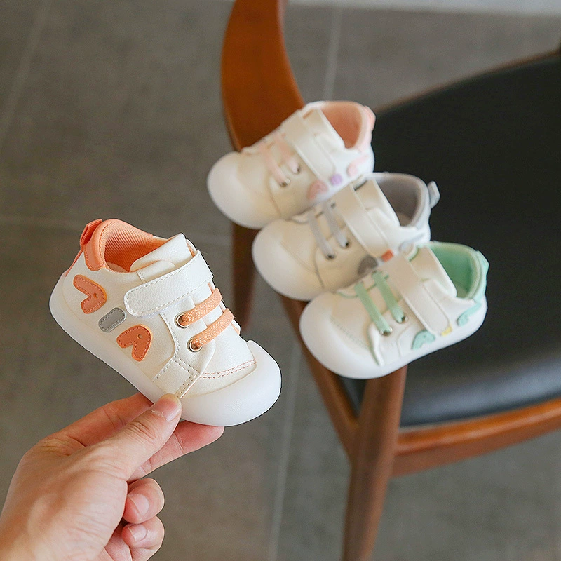 Сяо Лю Бао Чунь Цю 1-2-3 мягкая подошва Баотоу детская обувь на липучке маленькие белые туфли для мальчиков и девочек