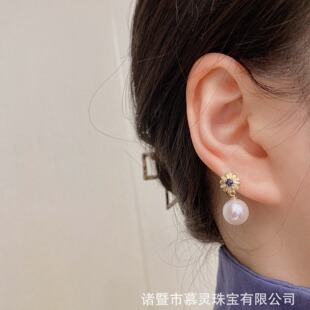 18K Gold Sapphire Earrings, Small Daisy Earrings, Natural Sapphire Picture with 9-10mm Pearl Accessories, Beads Not Included