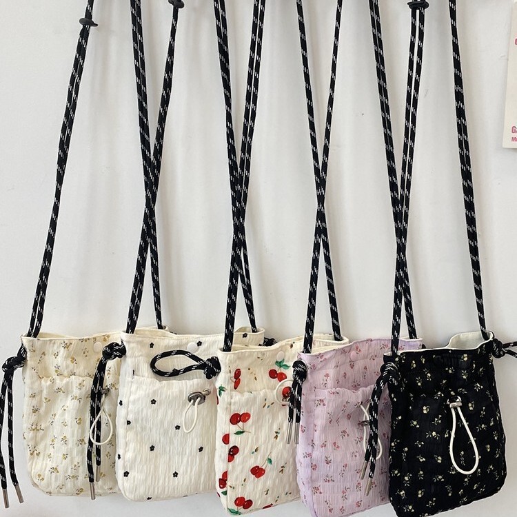 57316 Floral Crossbody Canvas Bag Fashion Single Shoulder Women's Bag Simple Fresh Artistic Underarm Bag Phone Bag Storage 57316 Floral Crossbody Canvas Bag Fashion Single Shoulder Women's Bag Simple Fresh Artistic Underarm Bag Phone Bag Storage