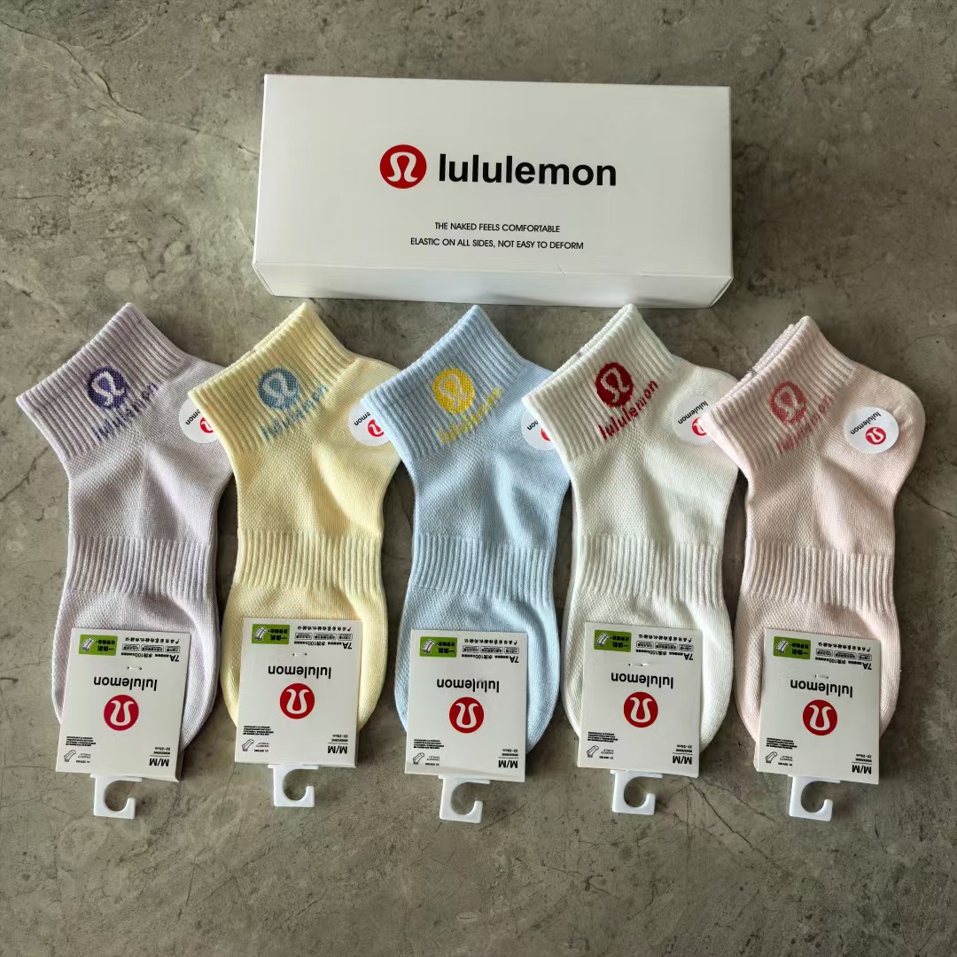 여성용 양말 마카롱 컬러 (35~39사이즈 권장)