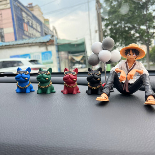 Violent bear Internet celebrity car ornaments doll cartoon cute bulldog car interior accessories creative center console decoration