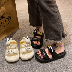 夏季沙灘一字拖 踩屎感軟厚底涼拖鞋女 新款時尚外穿海邊防滑拖鞋