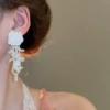 Белый (серебряный штифт, ракушка)