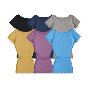 �͹Ÿ��L��������б��һ���I��ɫ�����B��ȹ�W���L������㳬��ȹ