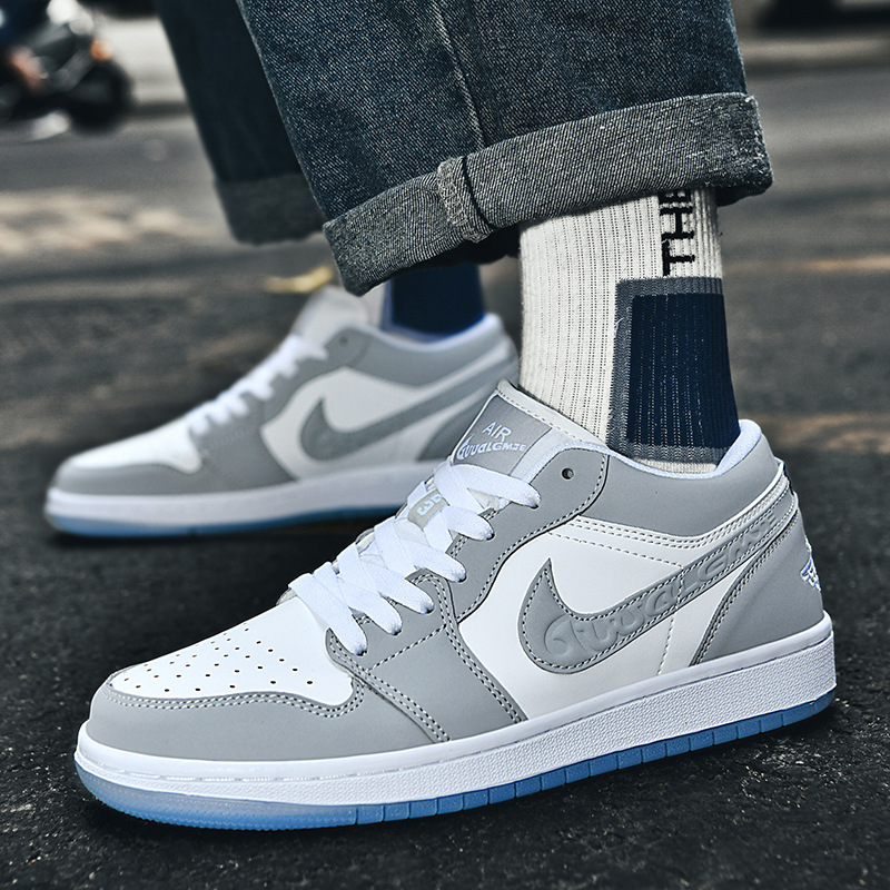 Aj Men's Shoes Couple Black and White Panda North Carolina Blue Low-Top Sneakers Men's Sports Shoes Unisex Shoes Students Shoes with Friction Sound Aj Men's Shoes Couple Black and White Panda North Carolina Blue Low-Top Sneakers Men's Sports Shoes Unisex Shoes Students Shoes with Friction Sound