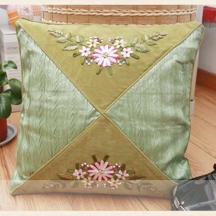 Fábrica al por mayor de color de impresión bordado de la cinta hecha a mano DIY paquete de material cojín funda de almohada flor frente mariposa volando doble platillo Flying dance