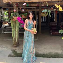 海边度假风连衣裙露背大摆挂脖系带云南旅游穿搭超仙吊带长裙夏季
