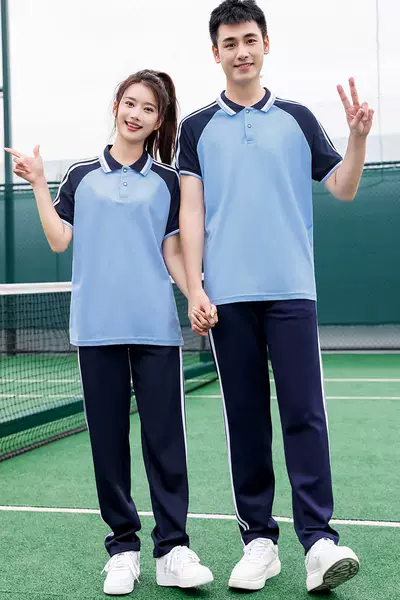 Blue trousers, with short sleeve