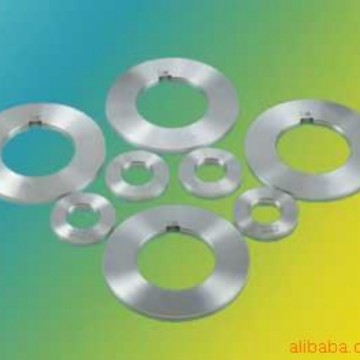 ЧʵԲ ߻õƬ ٸбߵ