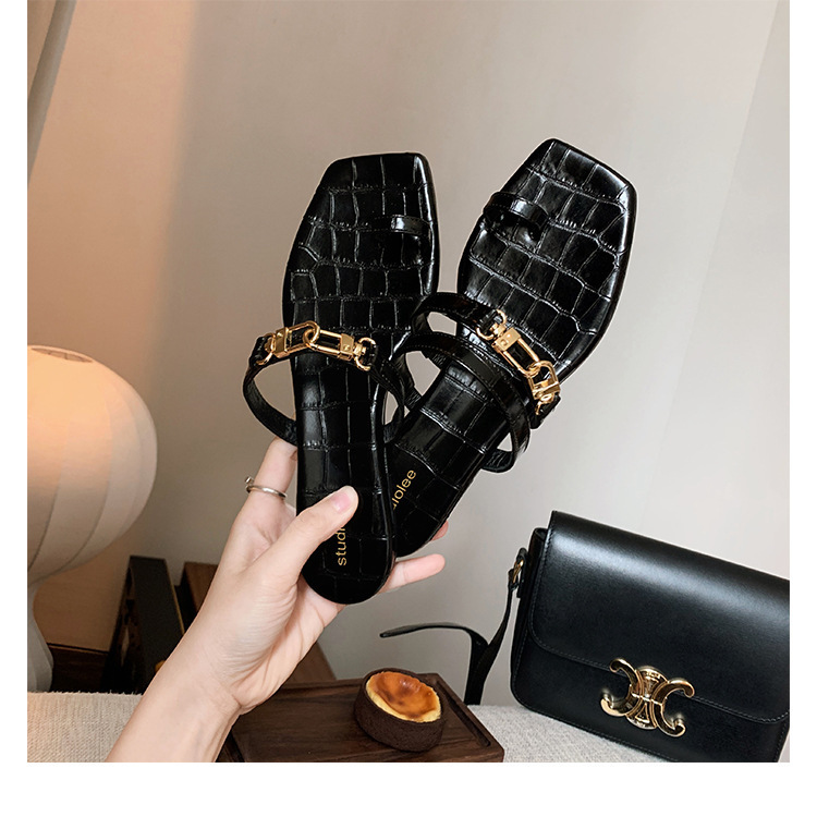 Sheepskin Version of Grape Mom's Same Style Square-Toe Gold Buckle Double Strap Crocodile Pattern Slip-On Slippers for Women, Flat Genuine Leather Sandals Sheepskin Version of Grape Mom's Same Style Square-Toe Gold Buckle Double Strap Crocodile Pattern Slip-On Slippers for Women, Flat Genuine Leather Sandals