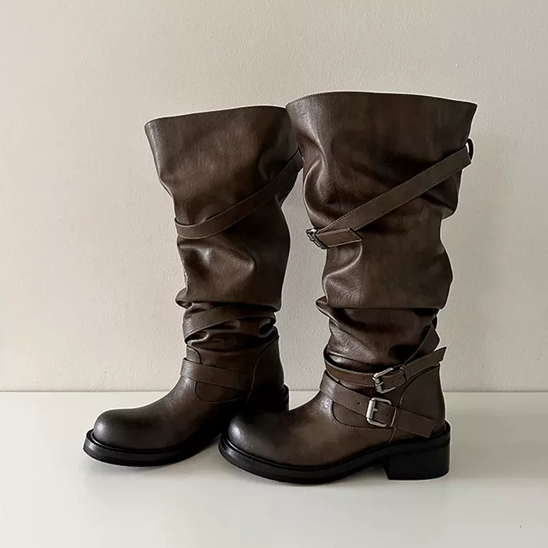 Leather retro demi-season high boots