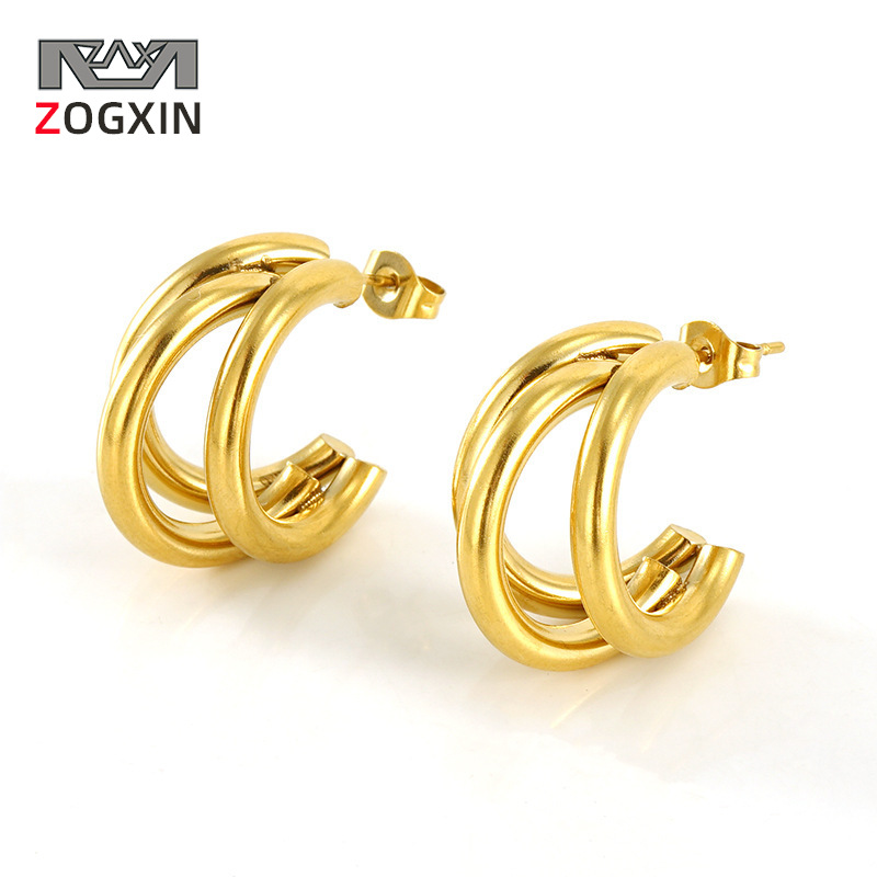 Pendientes de acero inoxidable irregulares versátiles de diseño de vanguardia Pendientes chapados en oro de 18K Pendientes simples de estilo europeo y americano de moda