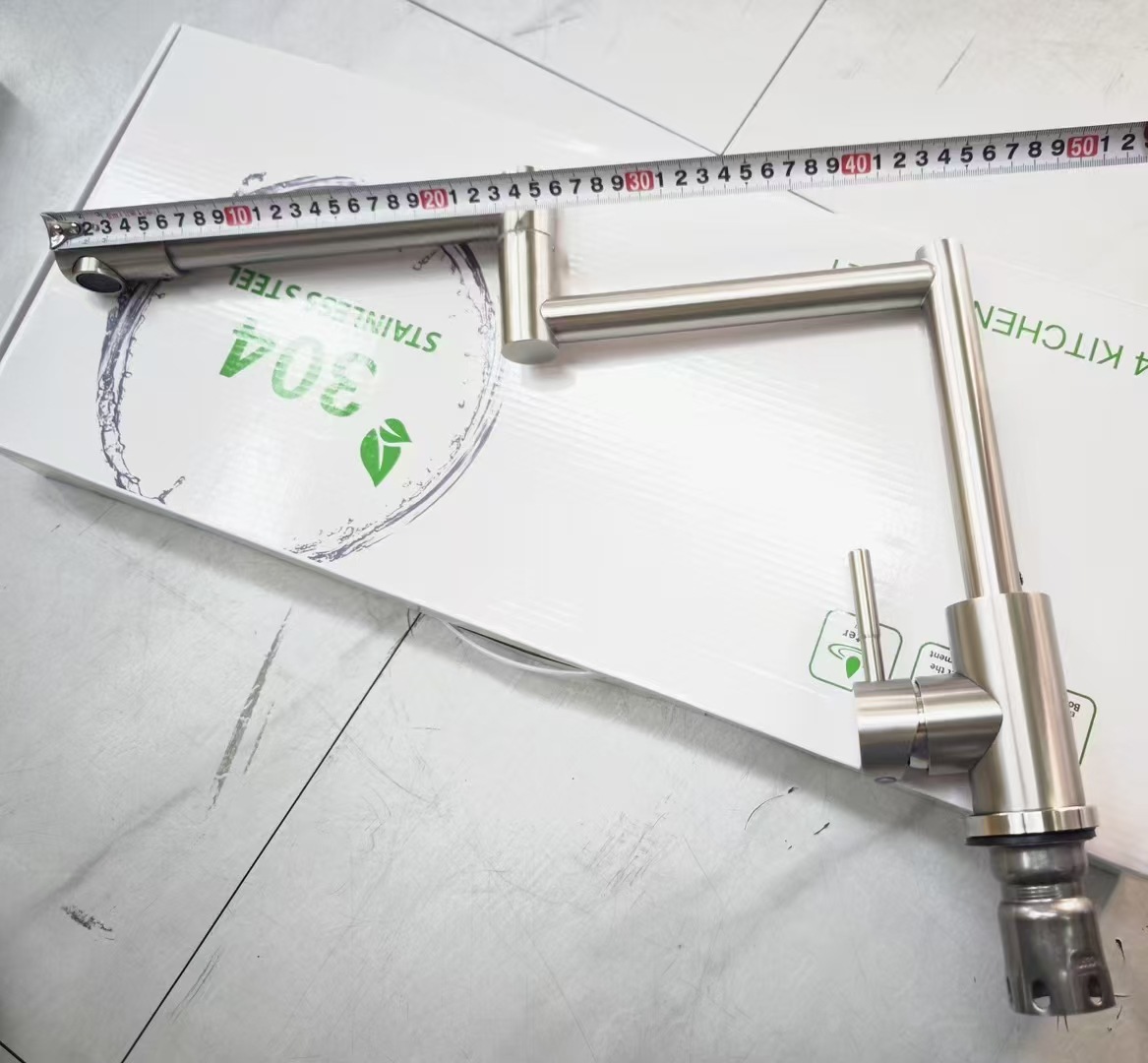 Wholesale kitchen faucets, cold and hot 304 stainless steel faucets, sink sinks, rotating and folding faucets from the manufacturer Specification drawing
