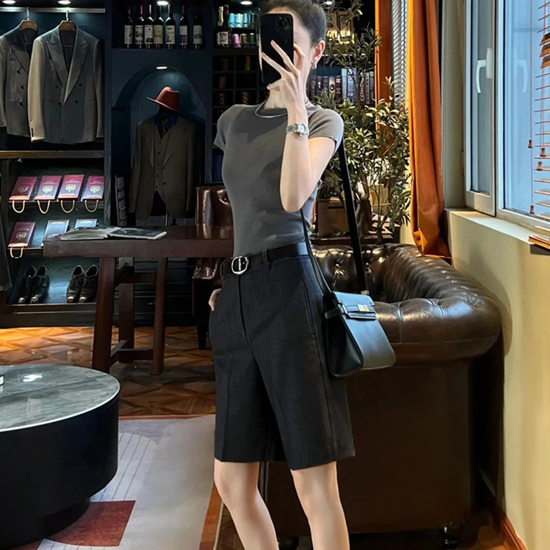Quần short nữ dáng rộng ống suông chất vải mỏng mặc ngoài mùa hè — Màu đen (không có thắt lưng)