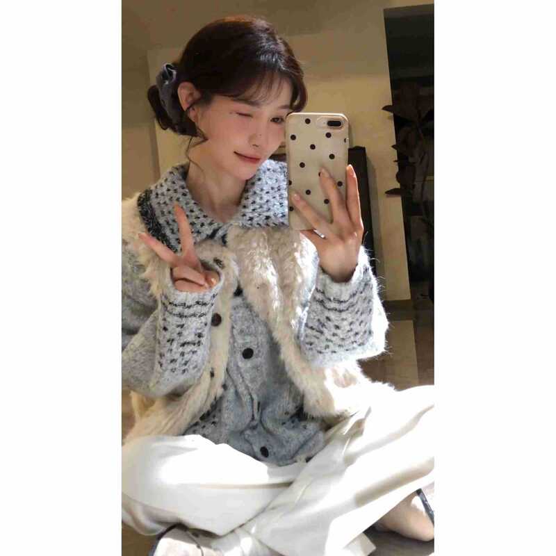 New Autumn and Winter Style Furry Vest Layered with Knitted Sweater Jacket and Wide-Leg Casual Pants Set New Autumn and Winter Style Furry Vest Layered with Knitted Sweater Jacket and Wide-Leg Casual Pants Set