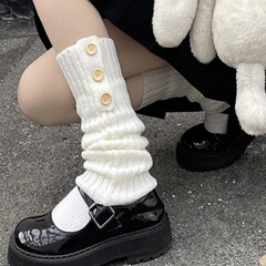 日系学院風復古ボタン脚カバー女性冬毛糸ニット靴下カバー白いストッキングjkギャル靴下
