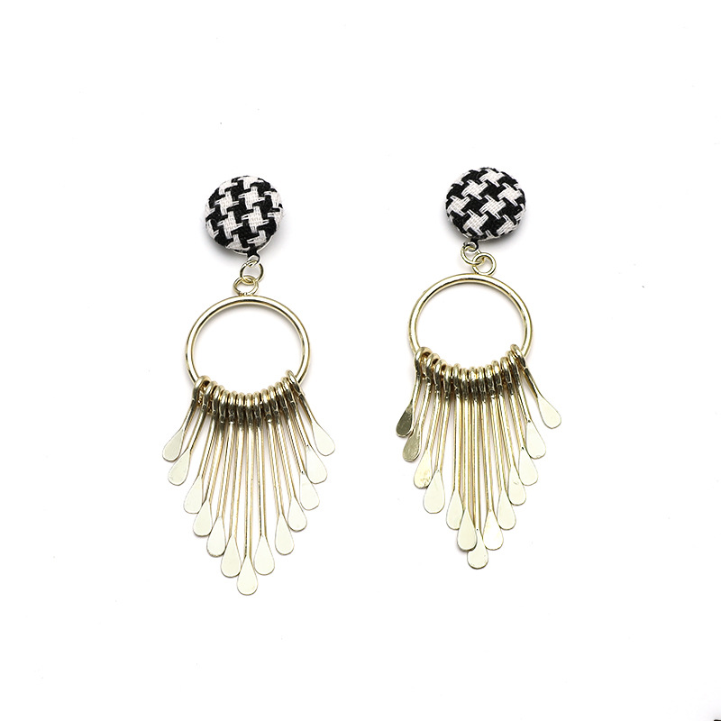 Exaggerated Long Plaid Tassel Earrings Korean Fashion Temperament Earrings display picture 1