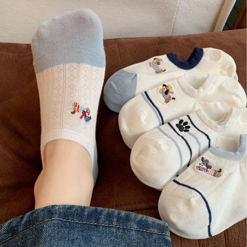 Summer Socks for Women, Thin Cartoon Dog Embroidery Invisible Socks, Silicone Non-Slip Boat Socks, Combed Cotton Seamless Low-Cut Socks Summer Socks for Women, Thin Cartoon Dog Embroidery Invisible Socks, Silicone Non-Slip Boat Socks, Combed Cotton Seamless Low-Cut Socks