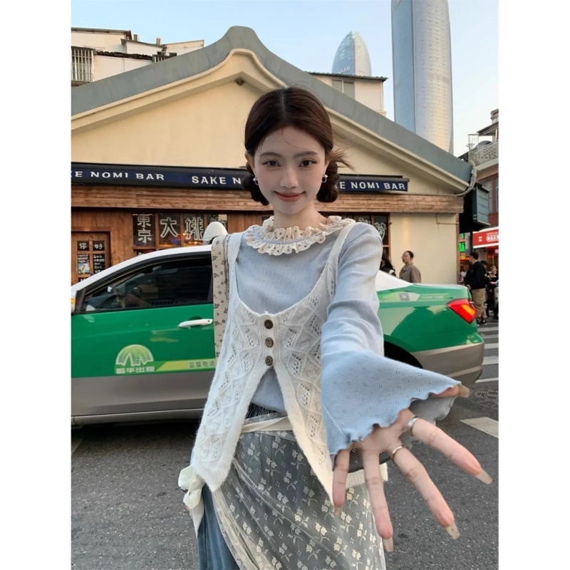 이른 봄 한국 스타일 착용 세트 레이스 긴팔베이스 셔츠 탑 여성의 봄 니트 슬링 젠틀 스타일 투피스 세트