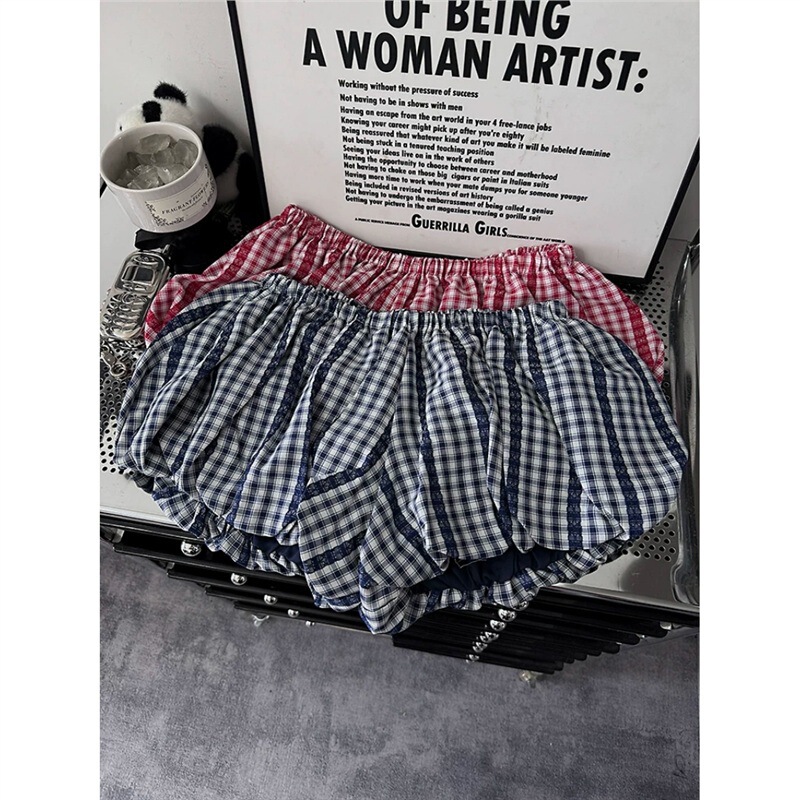 Retro plaid age-reducing elastic waist bloomers for women, summer 2026 new Korean style sweet and fashionable wide-leg shorts