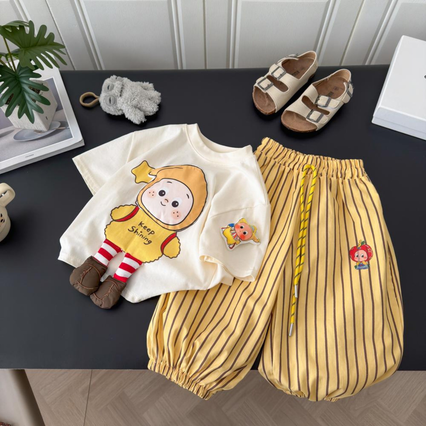 Super Stylish Summer Outfit for Boys and Girls 2026 New Model, Trendy Cartoon 3D Star Character Short-Sleeve T-Shirt for Young Children