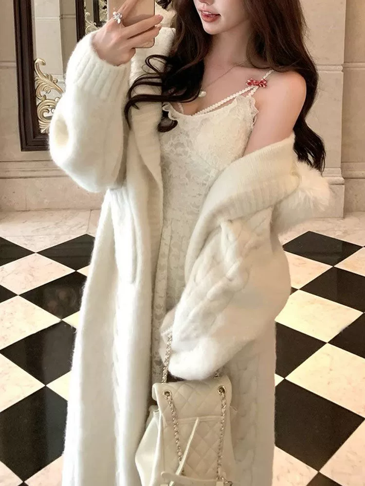 Молочно-белый длинный свитер кардиган с меховым воротником, покрывающий мясное пальто 2024 осень-зима новый средний длинный белый лунный свет