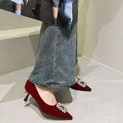 婚鞋女2025新款秀禾新娘鞋细跟不累脚红色高跟鞋绒面水钻尖头单鞋