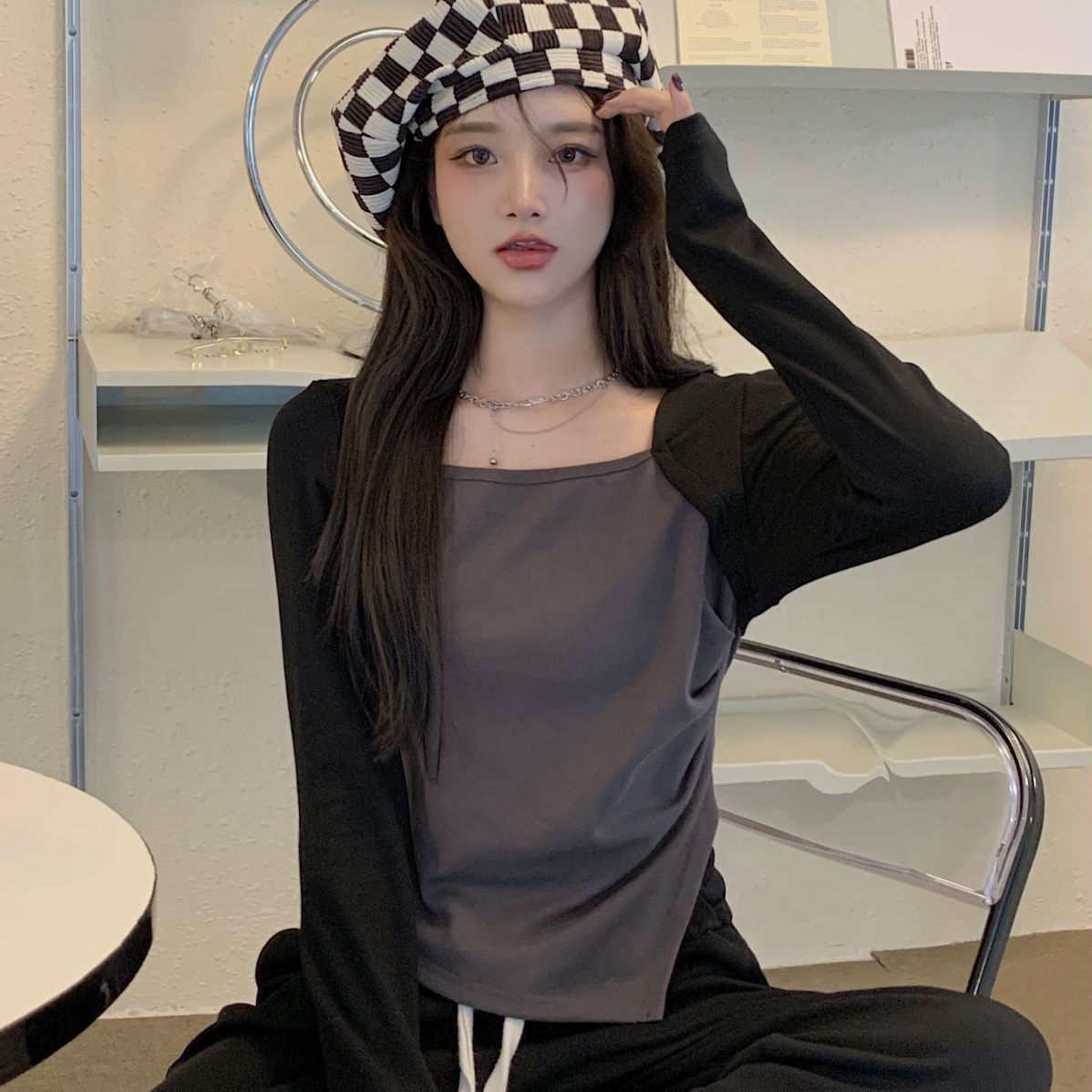 不规则长袖t恤女秋冬内搭打底衫女大码胖mm设计感拼接短款上衣女