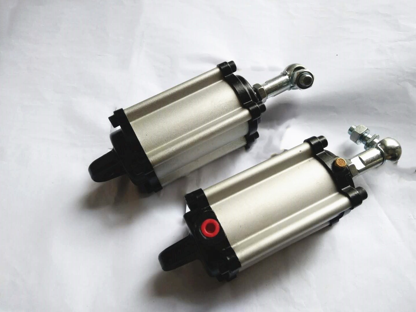 英格索兰螺杆式空压机伺服气缸23996903