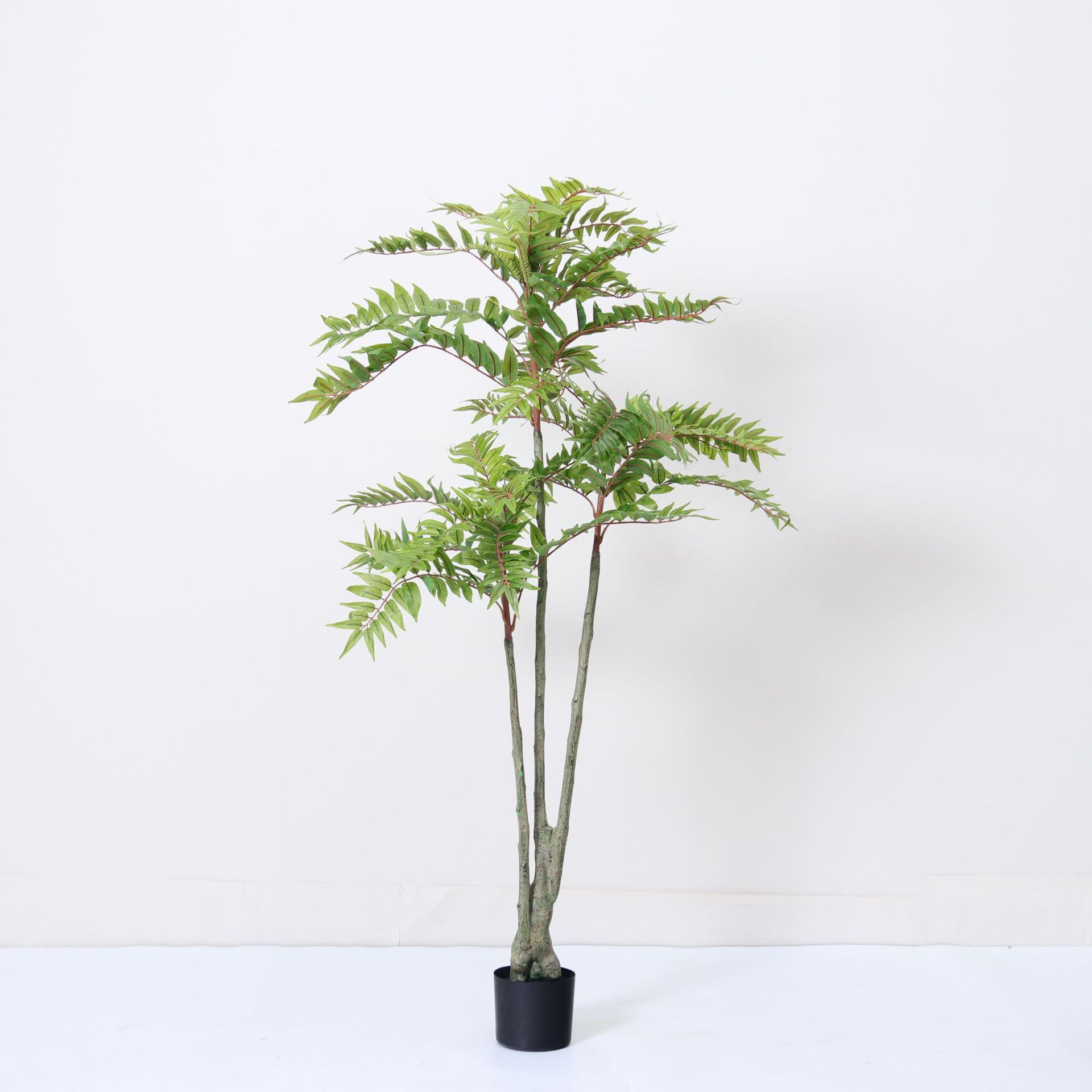 Simulación de plantas verdes, árboles de toon, árboles falsos, plantas en macetas, salas de estar, plantas de simulación, ventanas, decoración de piso