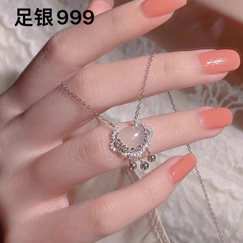 S999 Sterling Silver Peace Lock Necklace Women's Ins Light Luxury Niche Design Advanced Long Life Lock White Chalcedony Pendant