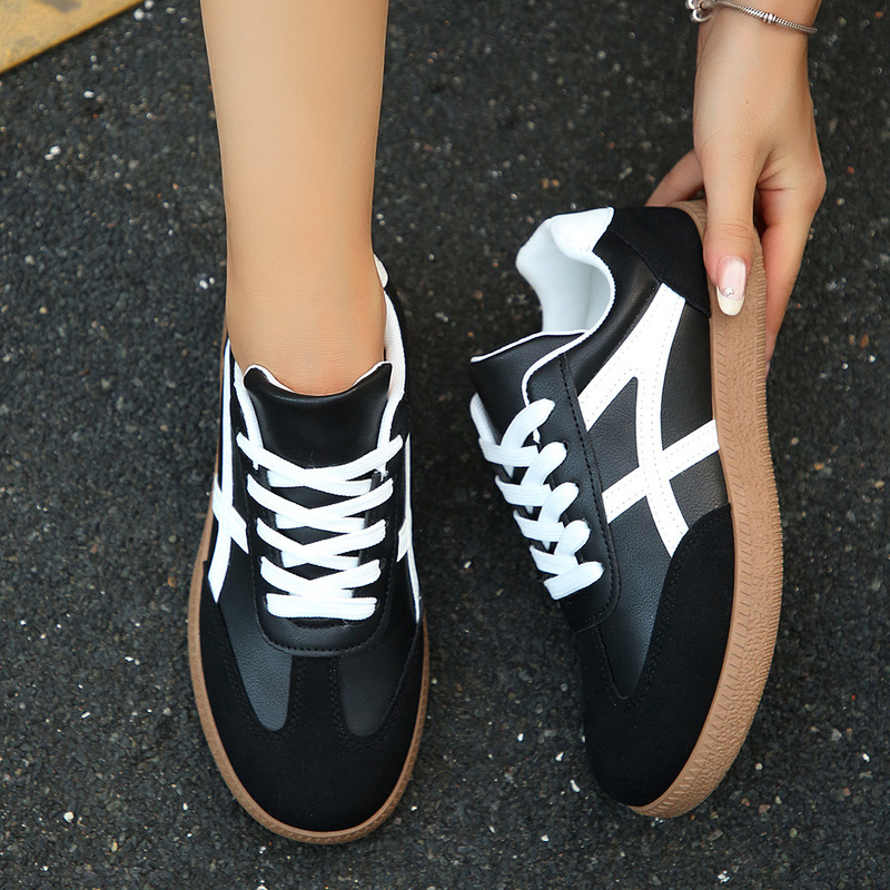 2026 New Casual White Sneakers, Retro German Training Shoes for Women, Versatile Lace-Up Soft Sole Comfortable Casual Walking Shoes