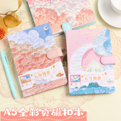 新しい手描き油絵手帳PU磁気ボタンノート多機能カラーページノートは、高颜値精装本を厚くする
